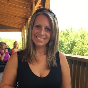 Meet your Posher, Angela